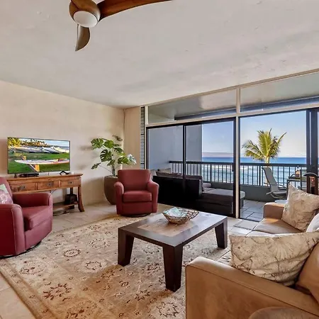 Hale Mahina A301- Direct Beachfront Updated Corner Unit Stunner!